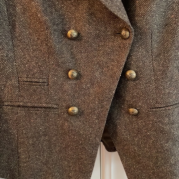 Banana Republic brown tweed blazer, double breasted. One button closure - Picture 5 of 9